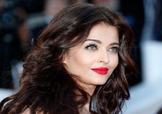 1599542-AishwaryaRai-1514966297-387-640x480