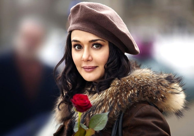 HD-wallpaper-preity-zinta-new-color