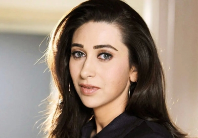 020298600_1445100848-Karisma_Kapoor