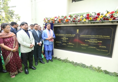 Chief Minister of Assam Dr Himanta Biswa Sarma unveils expanded dairy plant of Purabi Dairy managed by NDDB (1)